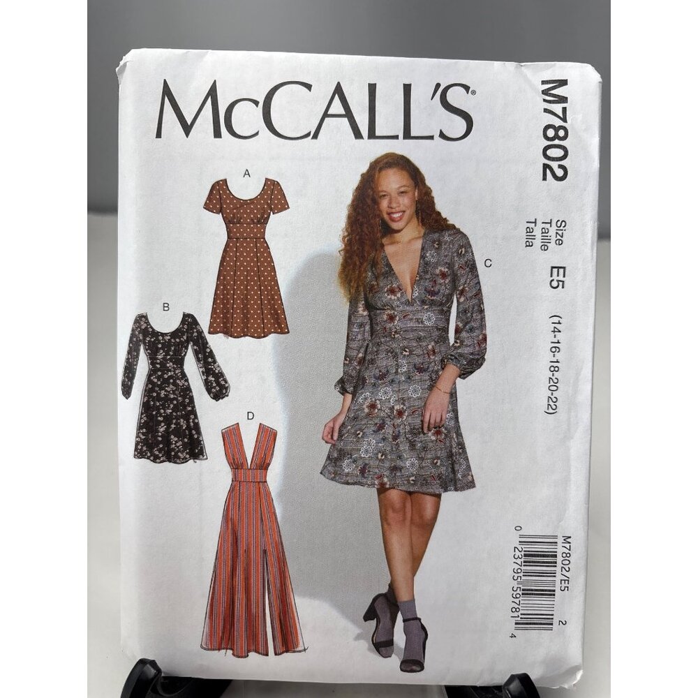 McCalls M7802 Misses Dresses Sewing Pattern Size 14 16 18 20 22 Uncut